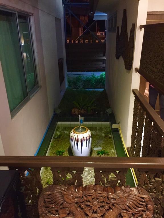 Kim Hotel At Morleng Bangkok Exteriör bild
